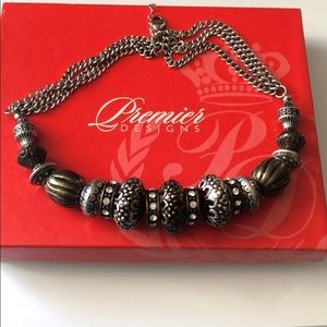 Premier Designs necklace